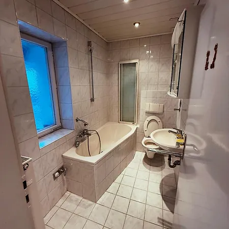 Apartment Monteurwohnung Neumarkt Zentrum 4 Schlafzimmer